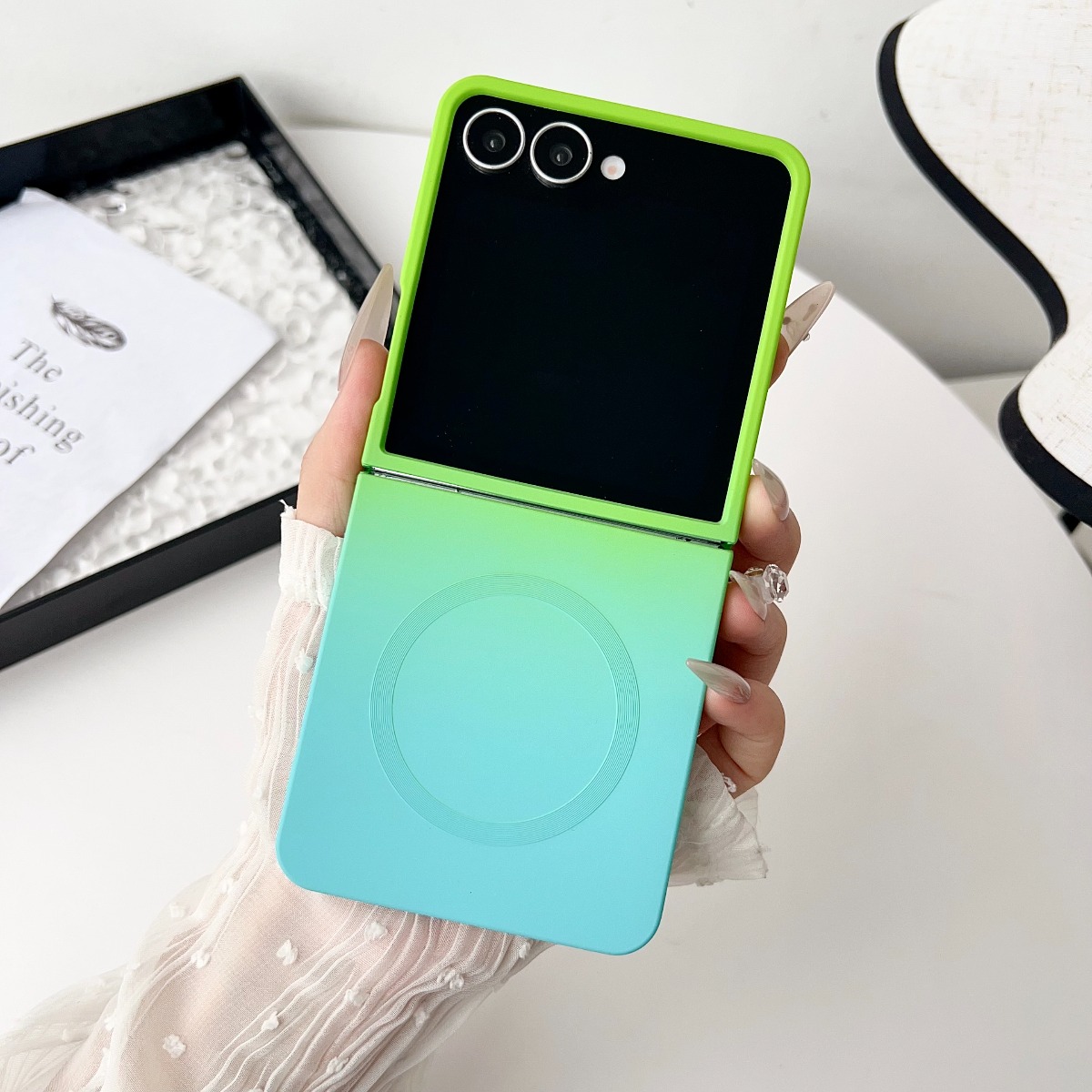 Gradient Liquid Silicone Soft  - Liquid Silicone Magnetic Phone Case ulasan dan harga